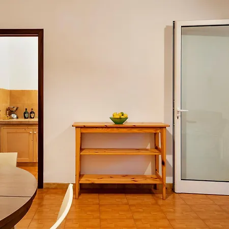 بيت للعطل Patitari *